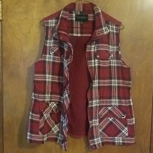 Blu Pepper zip up vest contrast back